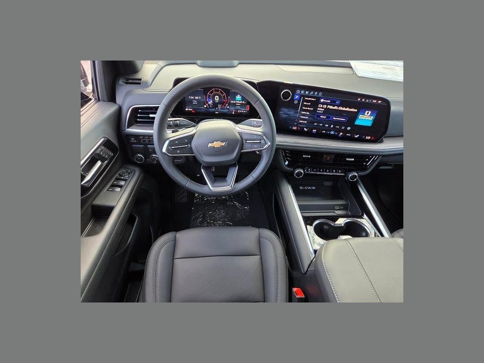 2026 Chevrolet Suburban LT, RWD