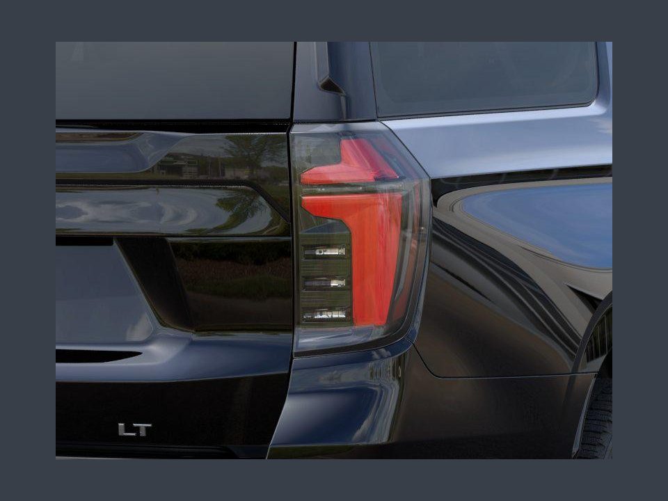 2026 Chevrolet Suburban LT, RWD