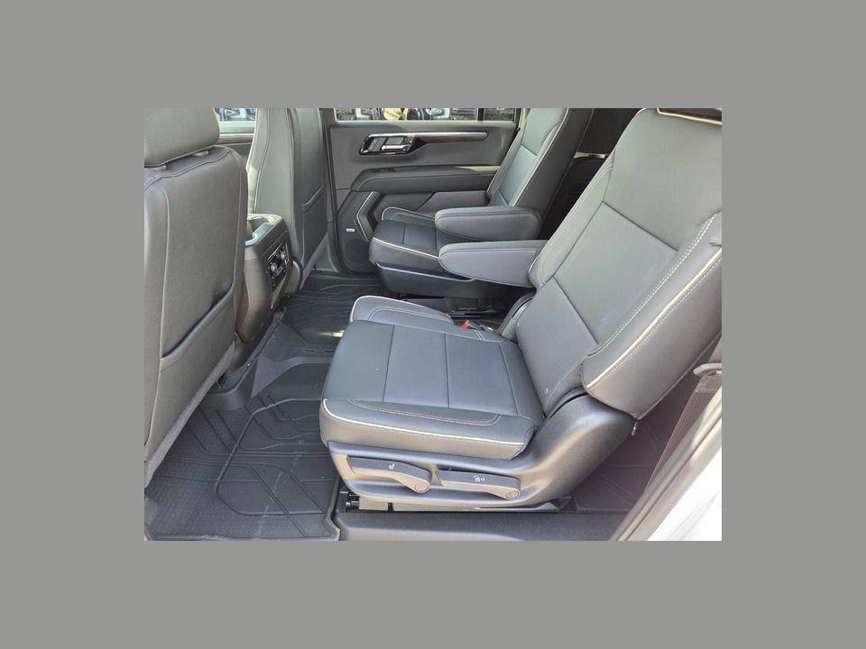 2026 Chevrolet Suburban Premier, RWD