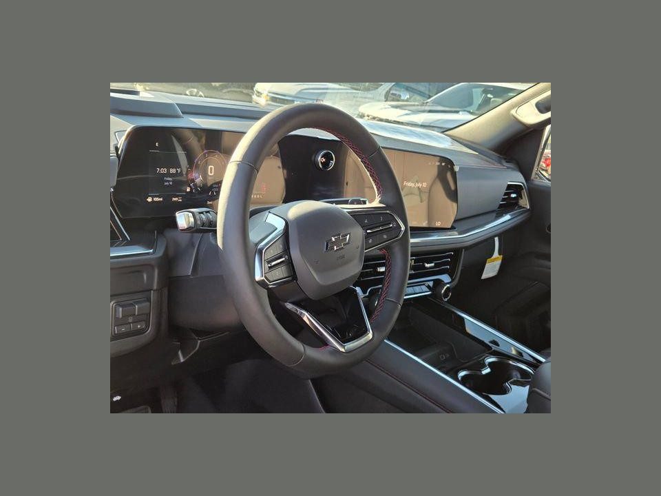 2026 Chevrolet Suburban RST, 4WD