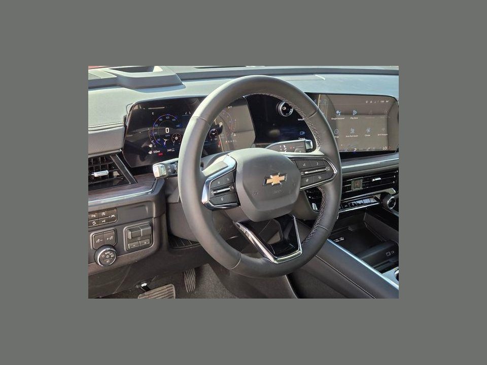 2026 Chevrolet Suburban Premier, 4WD