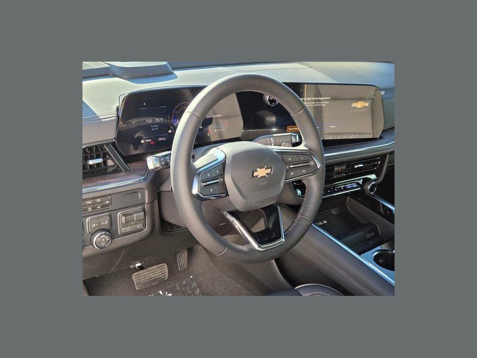 2026 Chevrolet Suburban Premier, 4WD