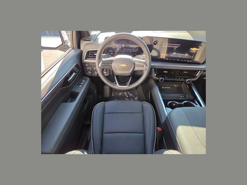 2026 Chevrolet Suburban Premier, 4WD