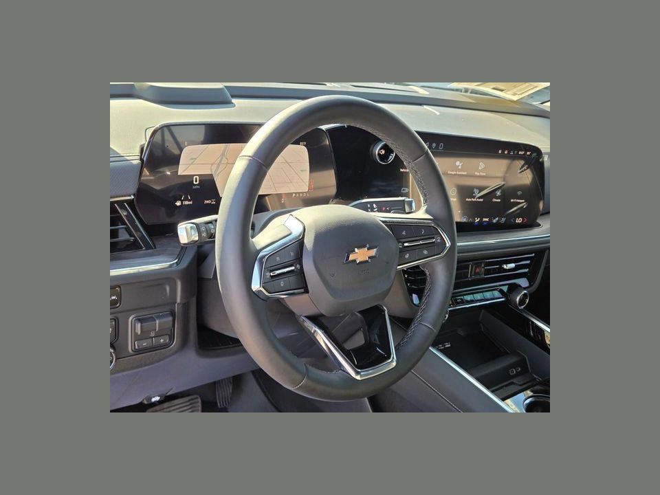 2026 Chevrolet Suburban Premier, 4WD