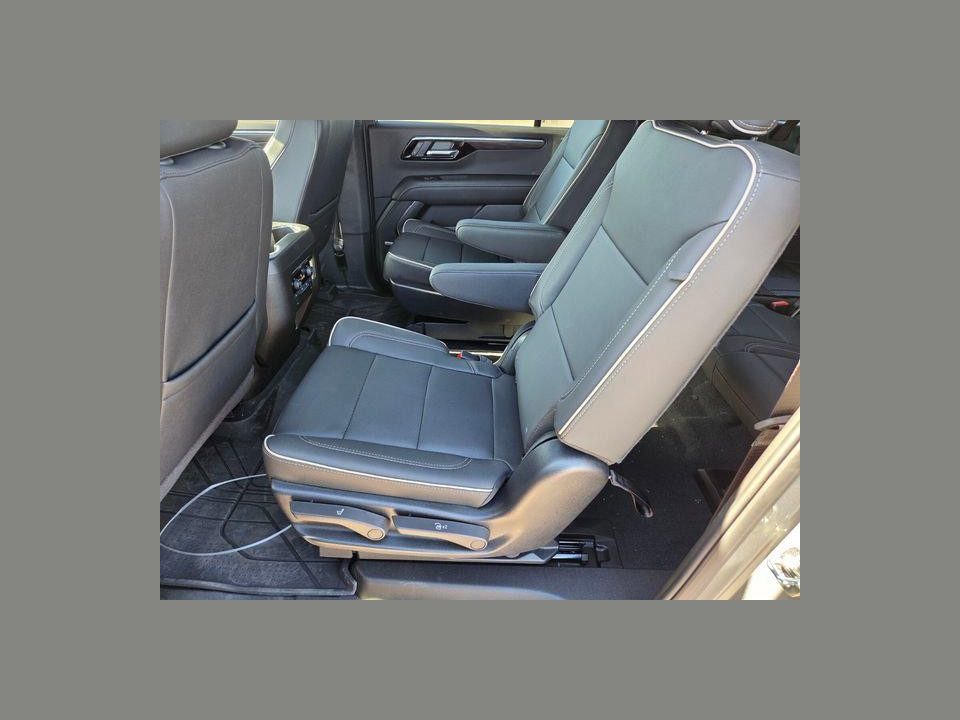 2026 Chevrolet Suburban Premier, 4WD