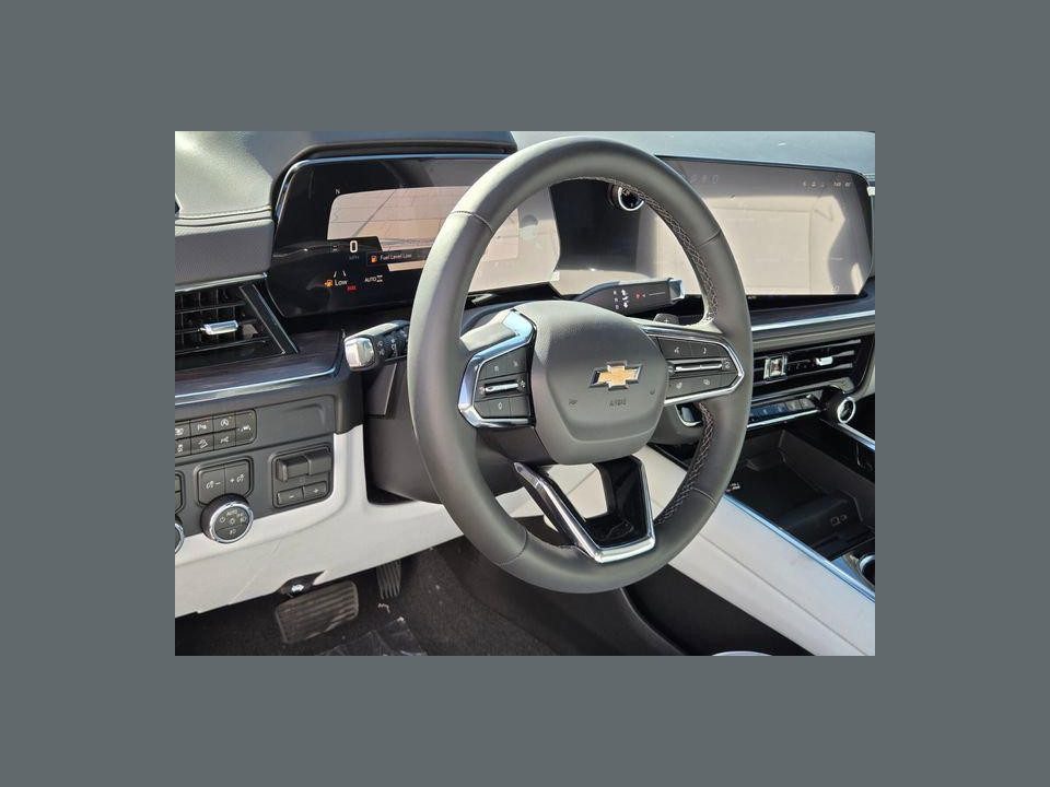 2026 Chevrolet Suburban Premier, 4WD
