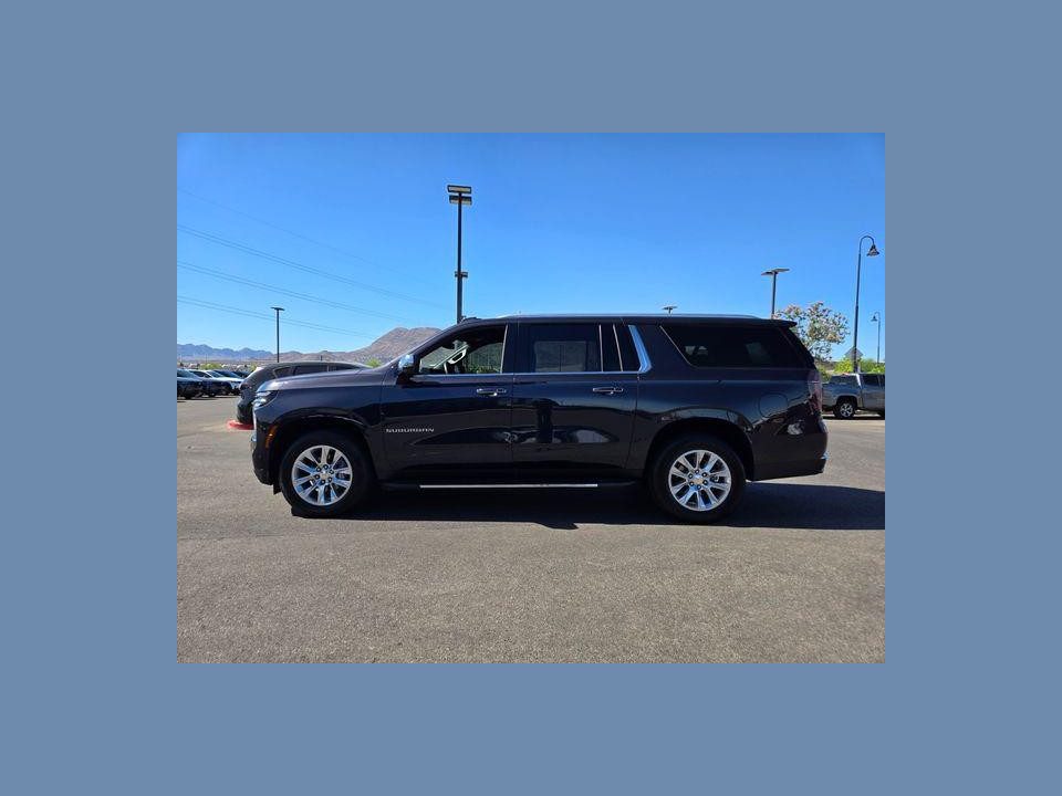 2025 Chevrolet Suburban 4WD Premier