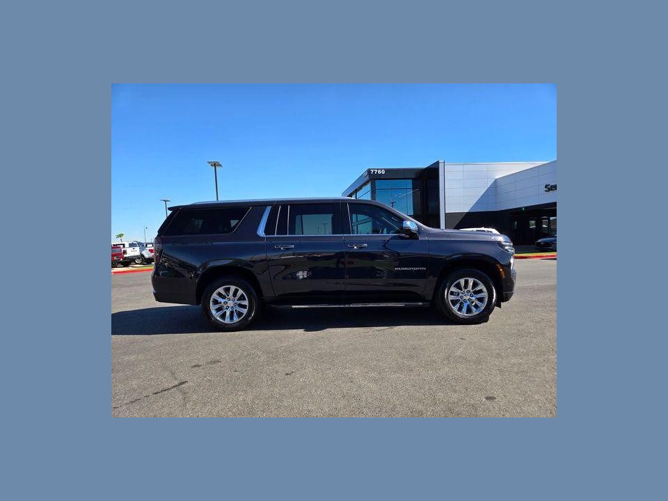 2025 Chevrolet Suburban 4WD Premier