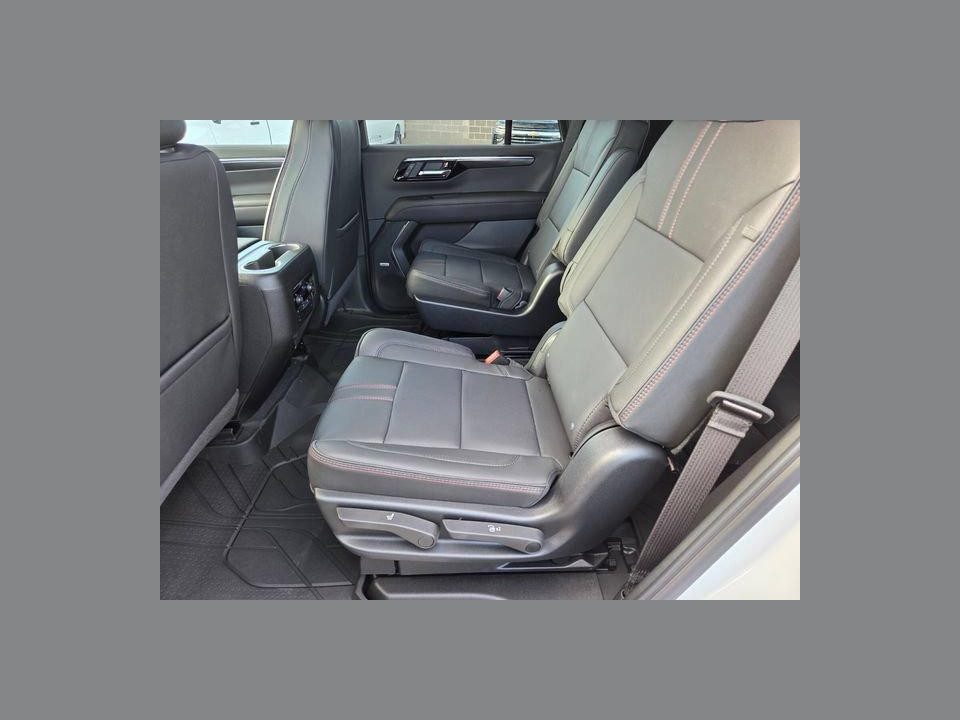 2026 Chevrolet Tahoe 4WD RST