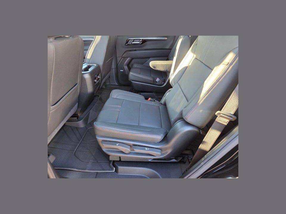 2026 Chevrolet Tahoe 4WD RST