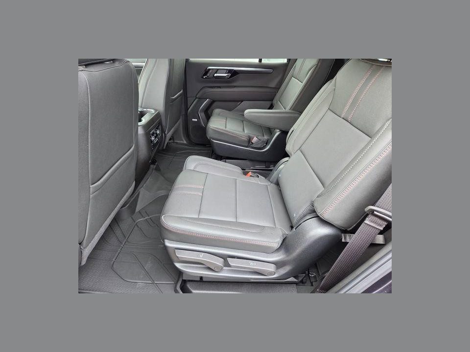 2026 Chevrolet Tahoe 4WD RST
