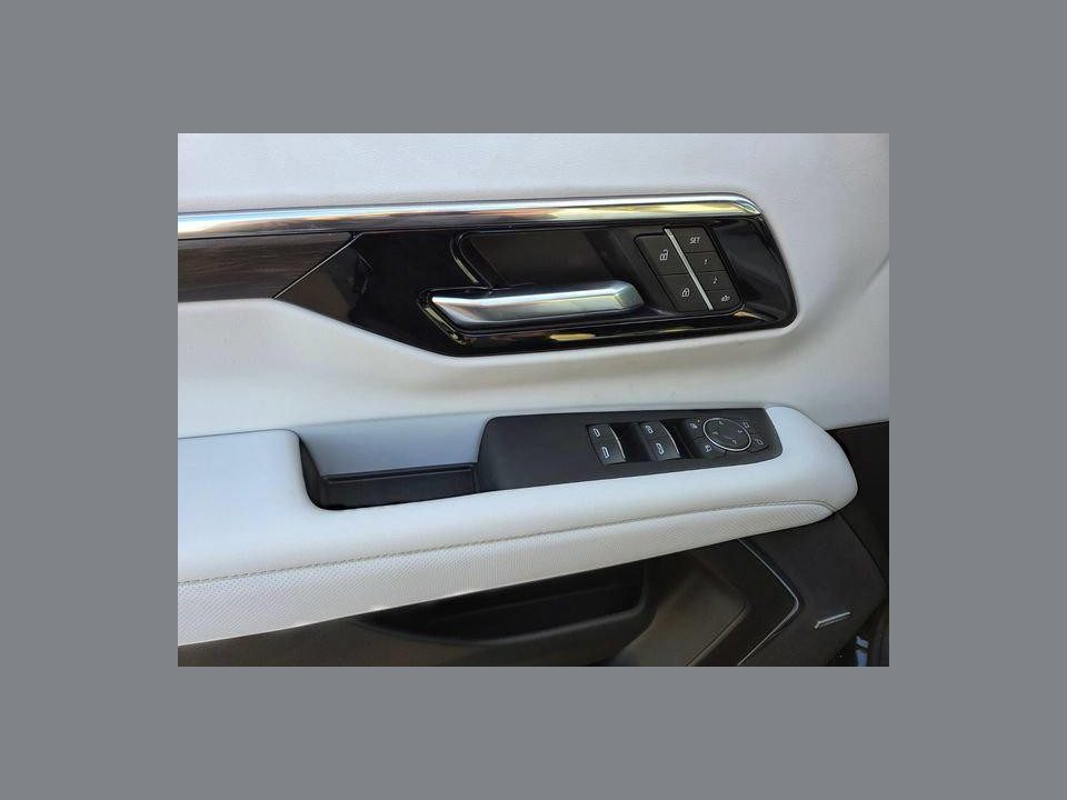 2026 Chevrolet Tahoe 4WD Premier