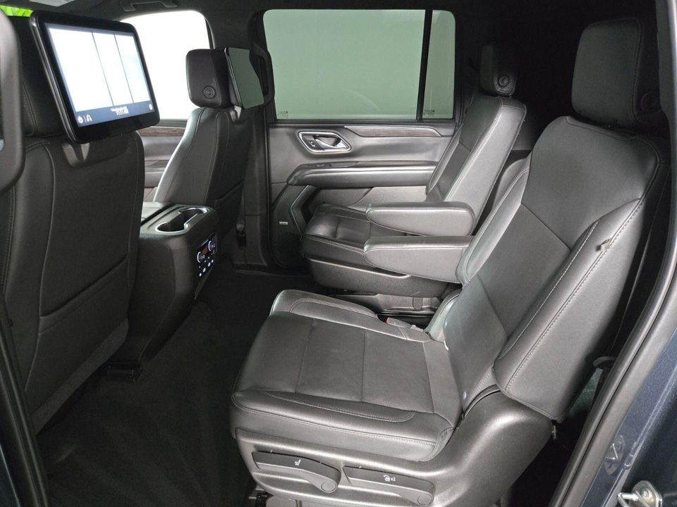 2021 Chevrolet Suburban 2WD LT