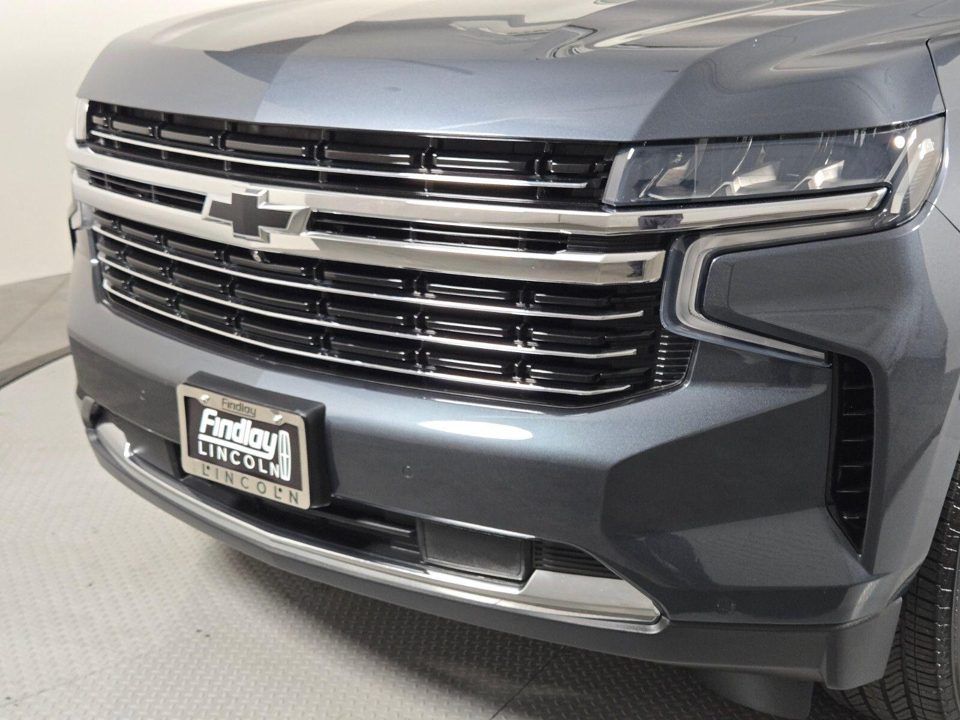 2021 Chevrolet Suburban 2WD LT
