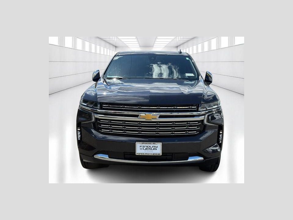 2022 Chevrolet Suburban 2WD Premier