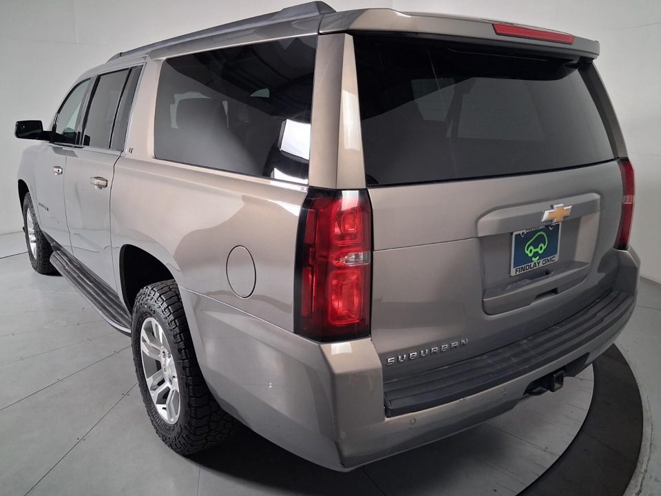 2017 Chevrolet Suburban LT