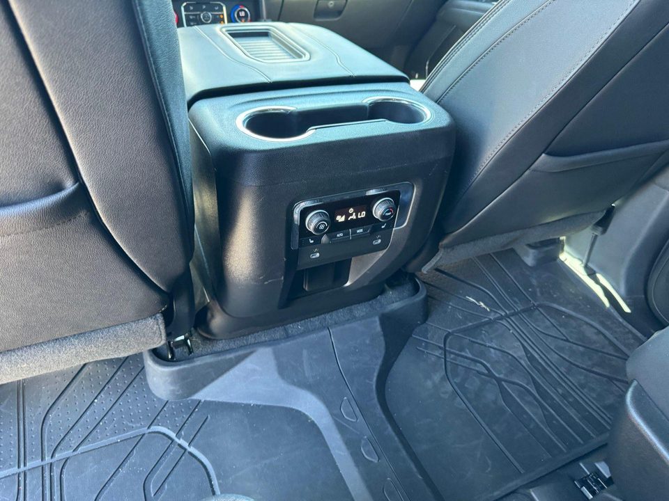 2023 Chevrolet Tahoe 4WD High Country