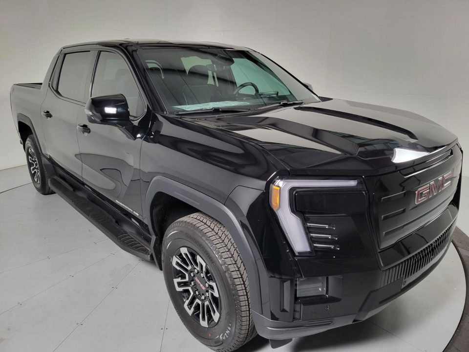 2026 GMC Sierra EV Extended Range Elevation
