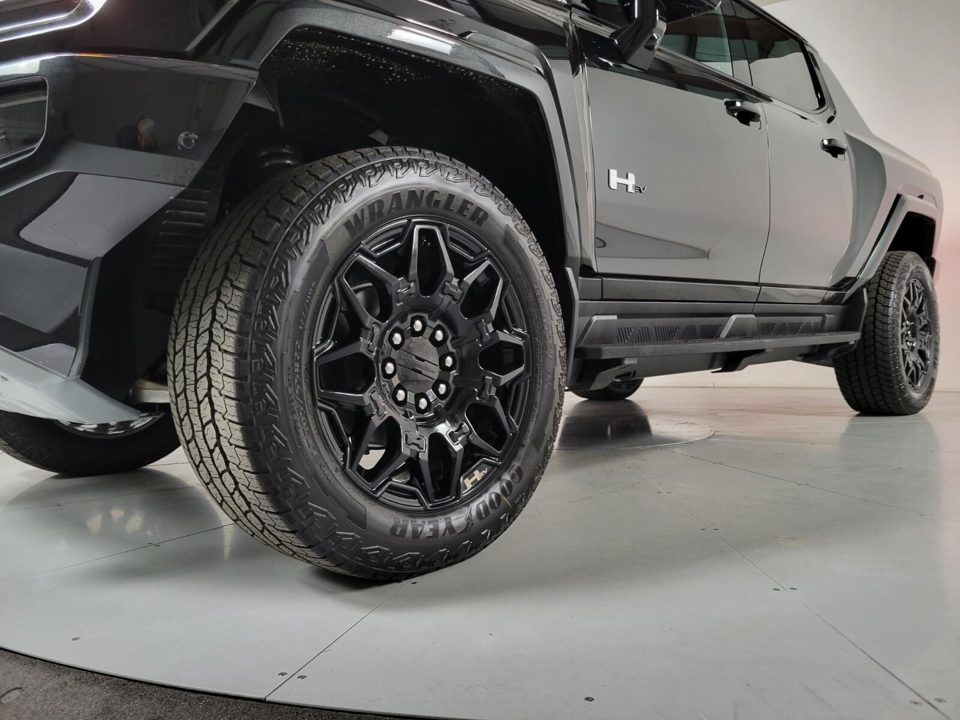 2026 GMC HUMMER EV Pickup 2X 4WD