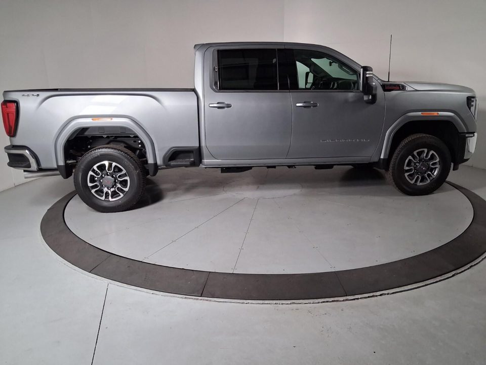 2026 GMC Sierra 2500 HD Crew Cab, Standard Bed, SLE, 4WD
