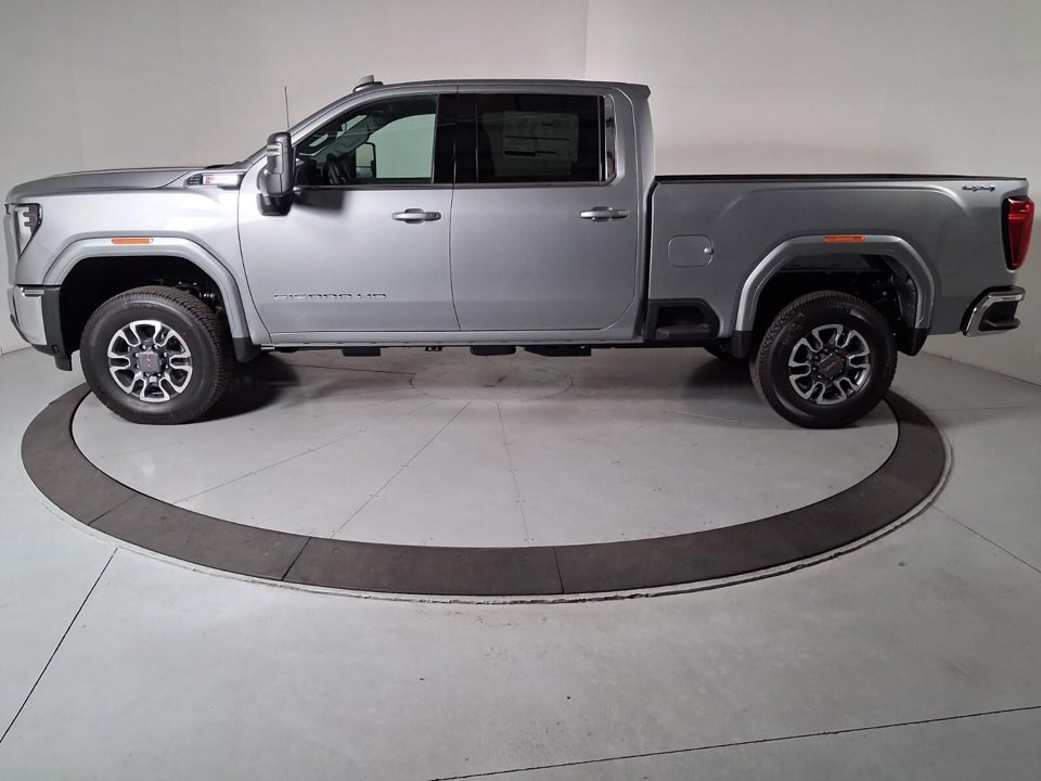 2026 GMC Sierra 2500 HD Crew Cab, Standard Bed, SLE, 4WD