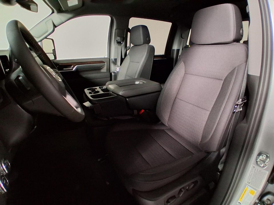2026 GMC Sierra 2500 HD Crew Cab, Standard Bed, SLE, 4WD