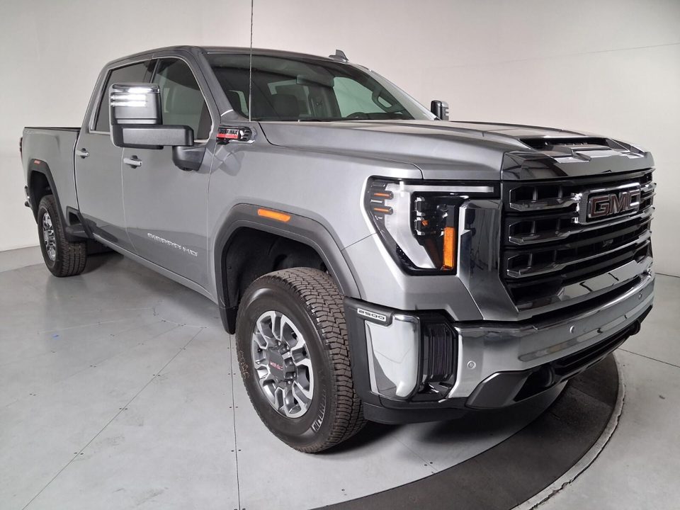 2026 GMC Sierra 2500 HD Crew Cab, Standard Bed, SLT, 4WD