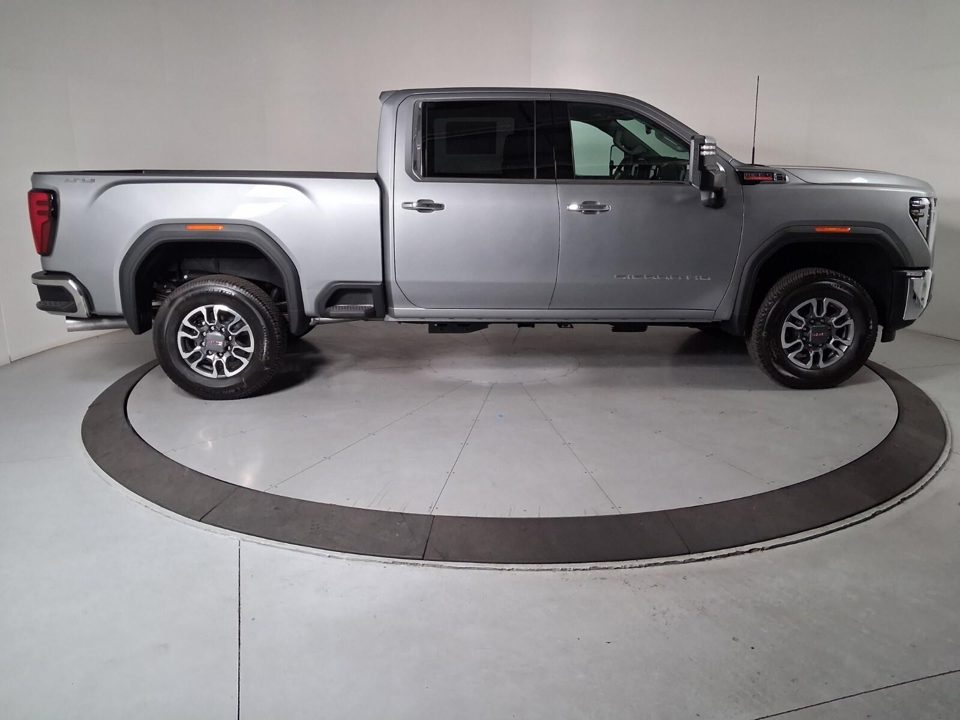 2026 GMC Sierra 2500 HD Crew Cab, Standard Bed, SLT, 4WD