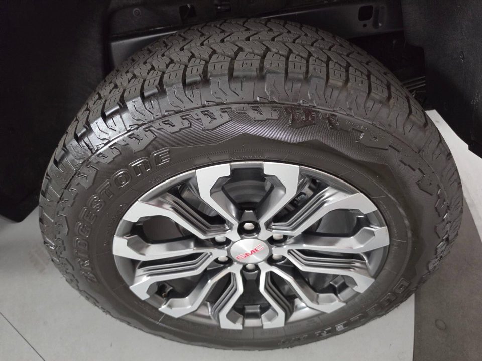 2026 GMC Canyon Denali, 4WD