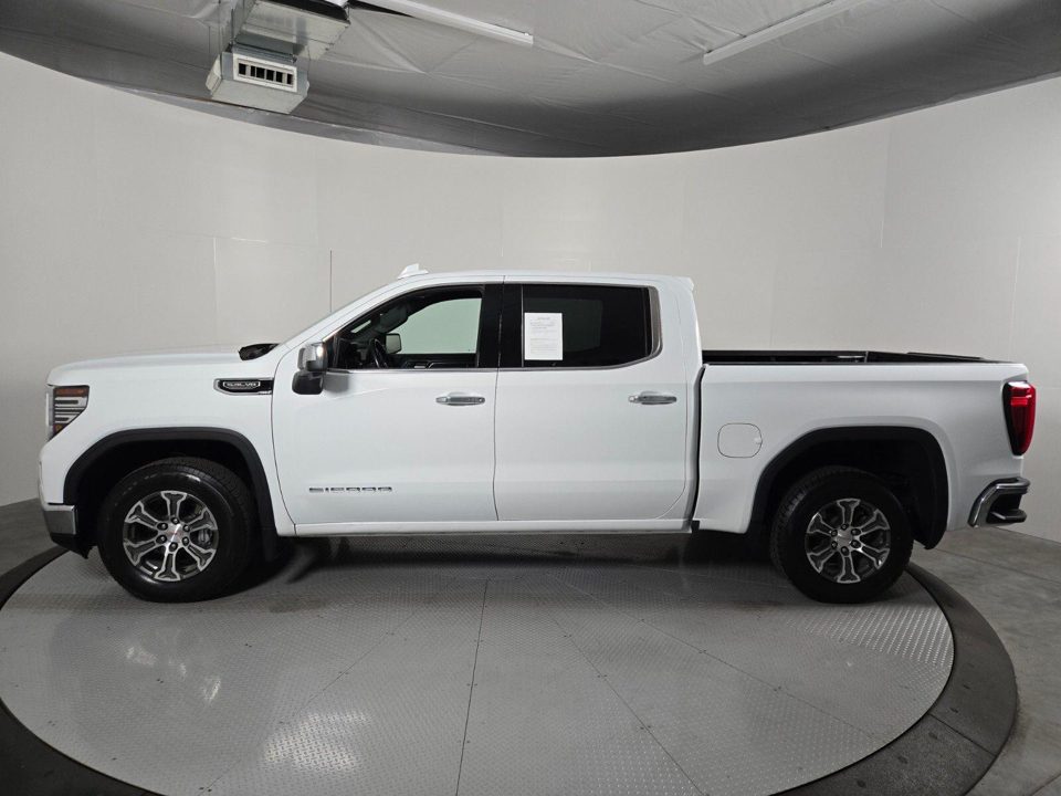 2025 GMC Sierra 1500 2WD Crew Cab Short Box SLT