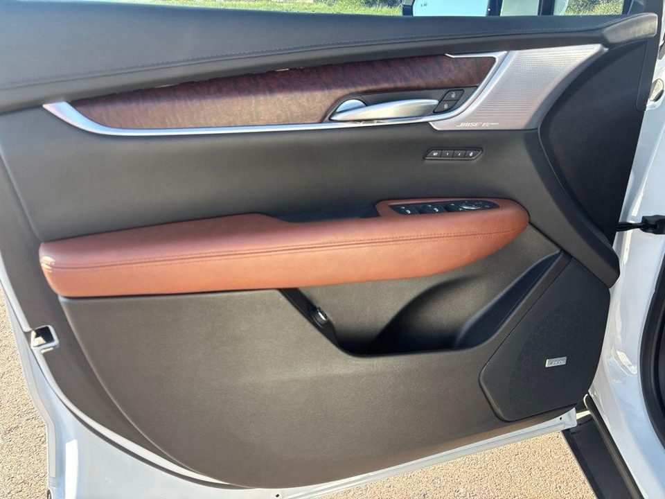 2024 Cadillac XT5 AWD Sport