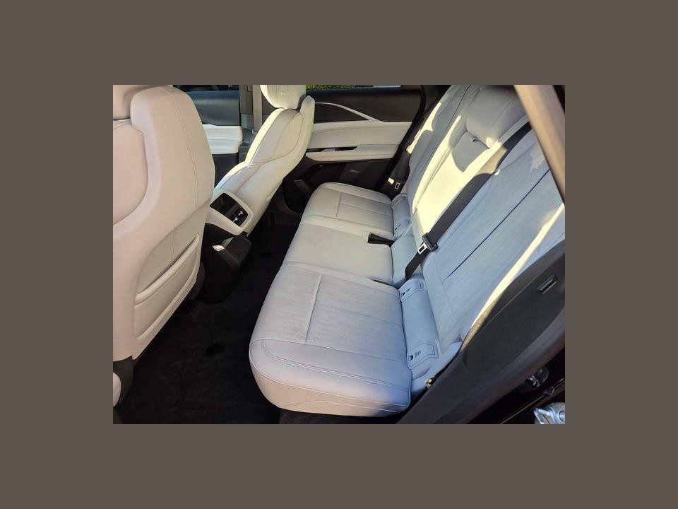 2025 Cadillac LYRIQ Luxury 1 RWD