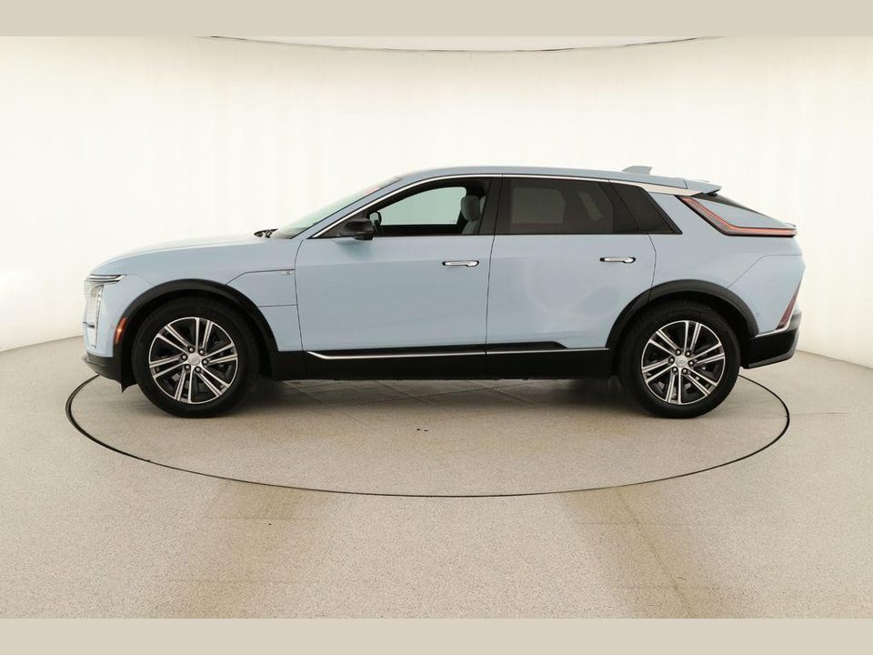 2024 Cadillac LYRIQ Luxury w/1SC