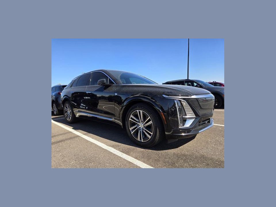 2024 Cadillac LYRIQ Luxury w/1SD