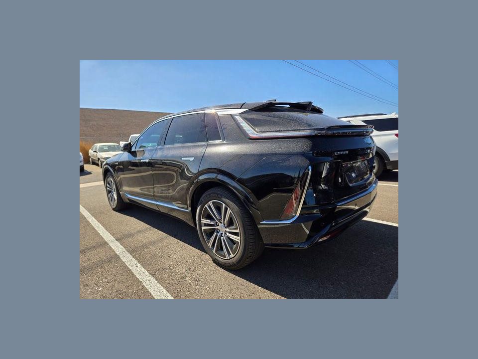 2024 Cadillac LYRIQ Luxury w/1SD