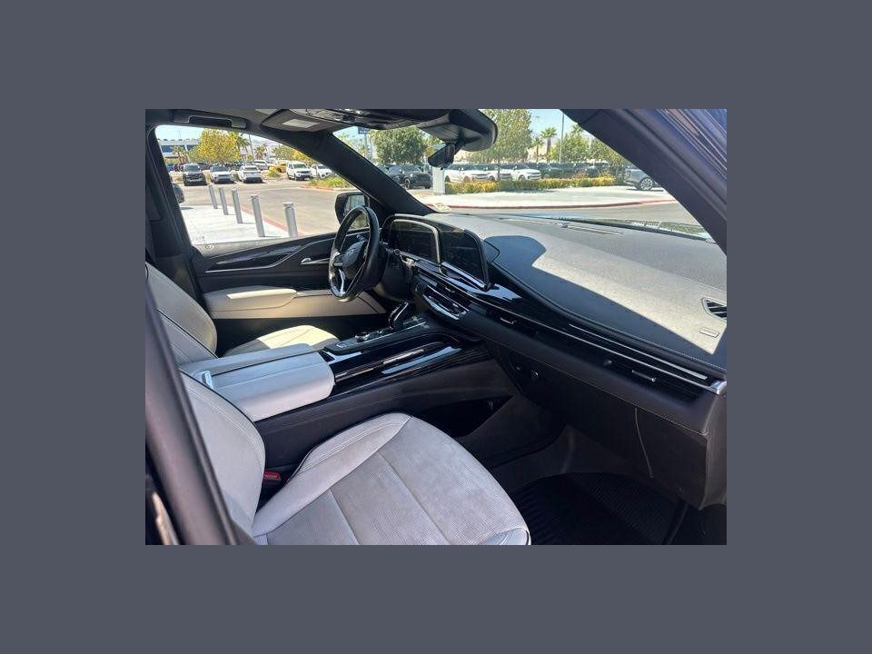 2023 Cadillac Escalade ESV 4WD Sport