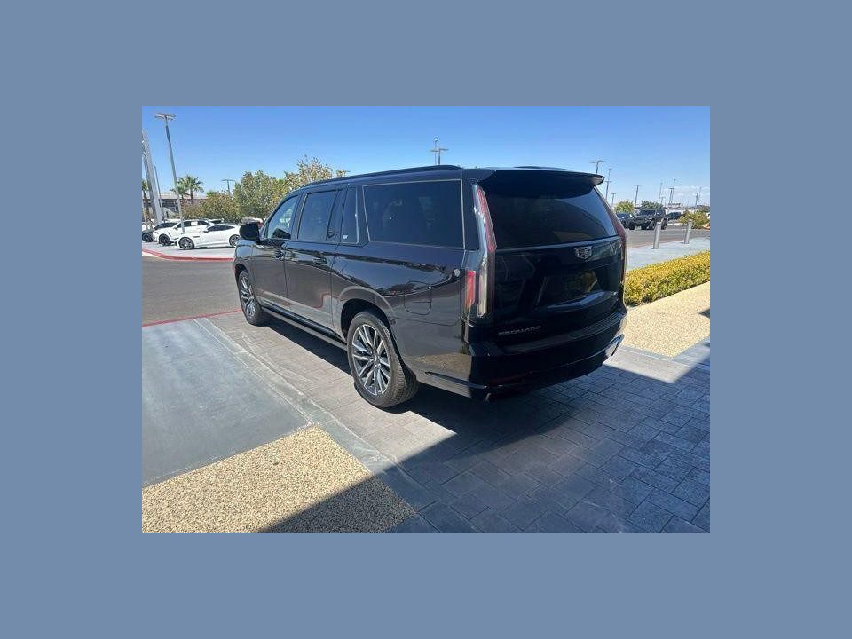 2023 Cadillac Escalade ESV 4WD Sport