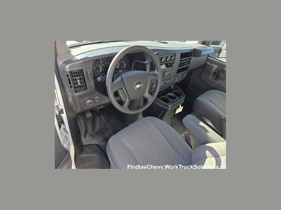 2025 Chevrolet Express Cutaway Work Van