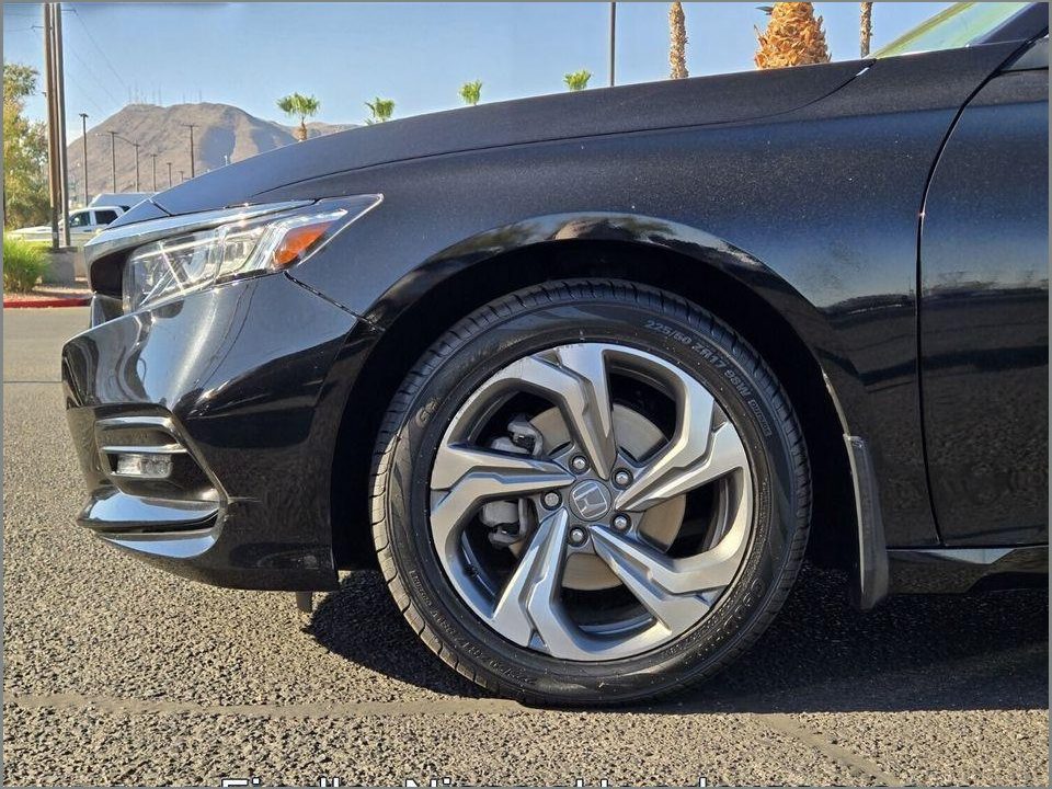 2018 Honda Accord EX