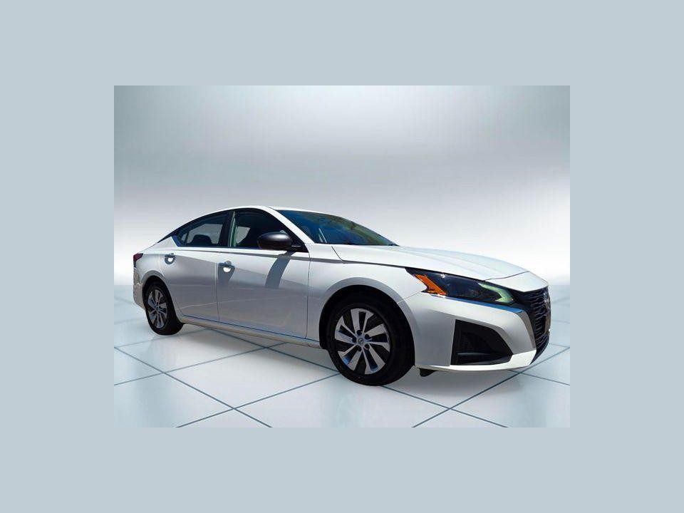 2024 Nissan Altima S FWD
