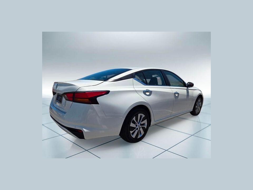 2024 Nissan Altima S FWD