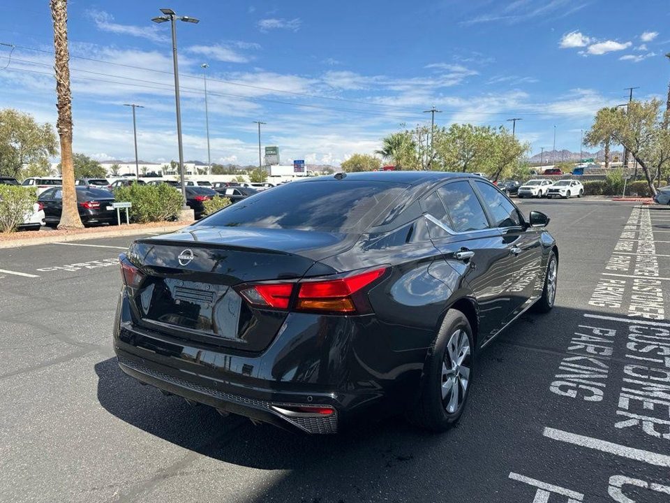 2025 Nissan Altima S FWD