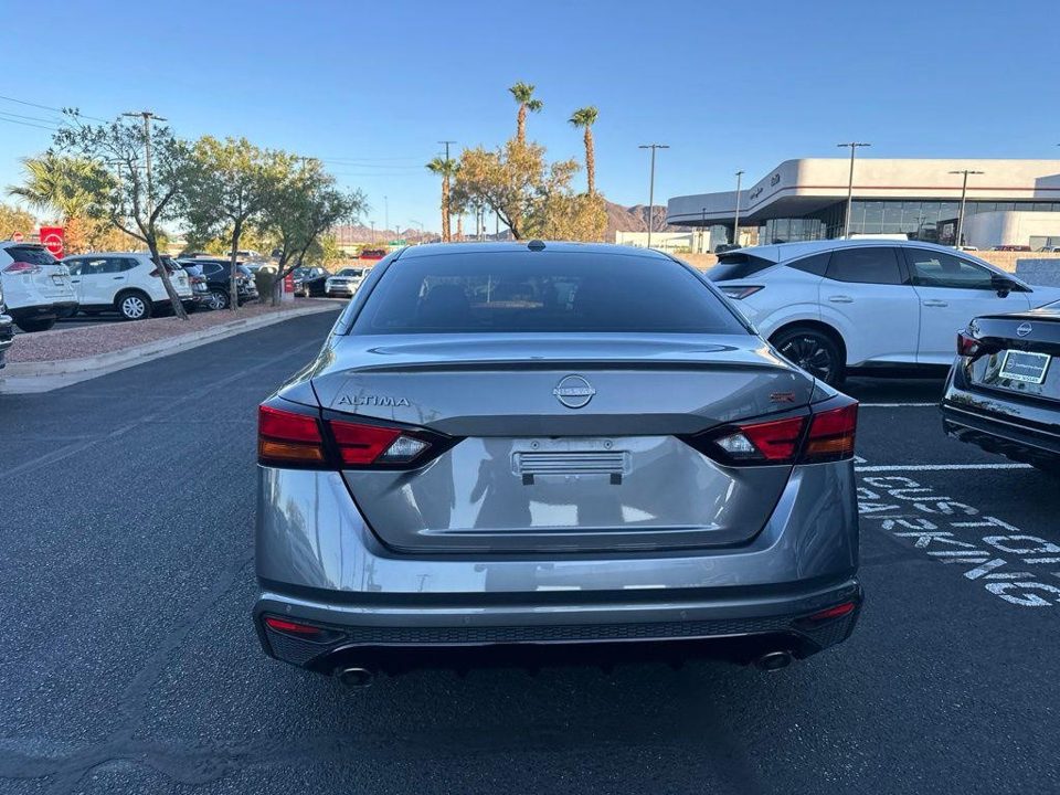 2024 Nissan Altima SR FWD