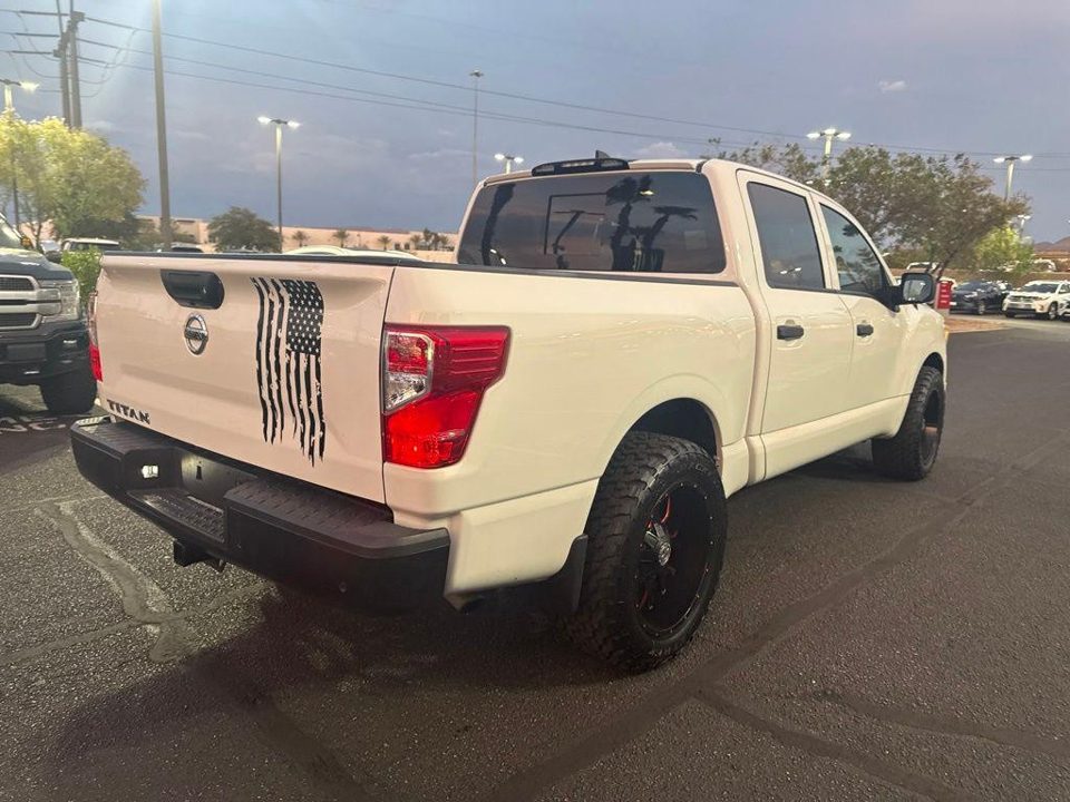 2022 Nissan TITAN Crew Cab S 4x2