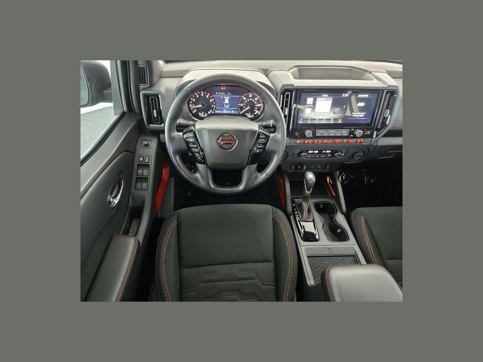 2025 Nissan Frontier Crew Cab PRO-X 4x2