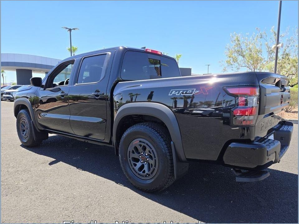 2026 Nissan Frontier Crew Cab PRO-X 4x2