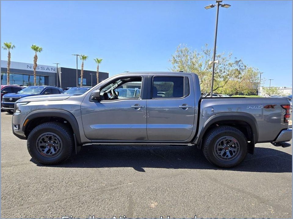 2026 Nissan Frontier Crew Cab PRO-4X 4x4