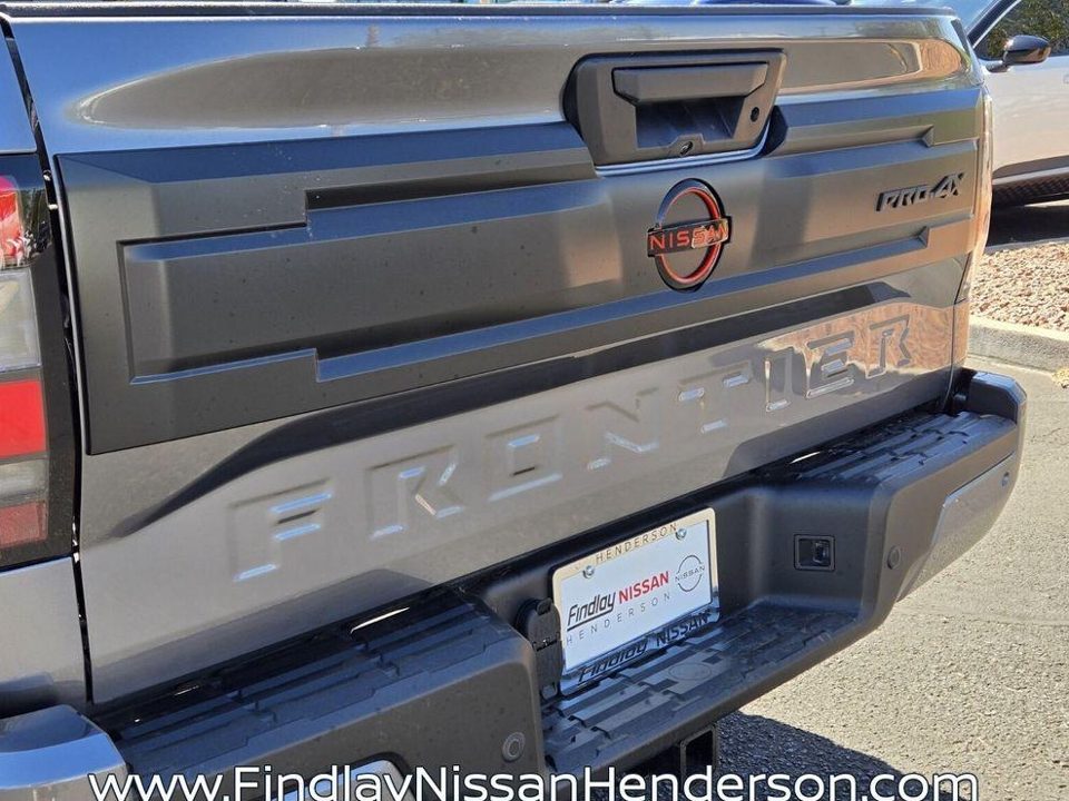 2026 Nissan Frontier Crew Cab PRO-4X 4x4