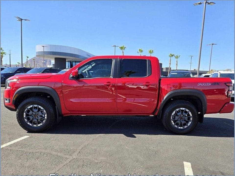 2026 Nissan Frontier Crew Cab PRO-4X 4x4