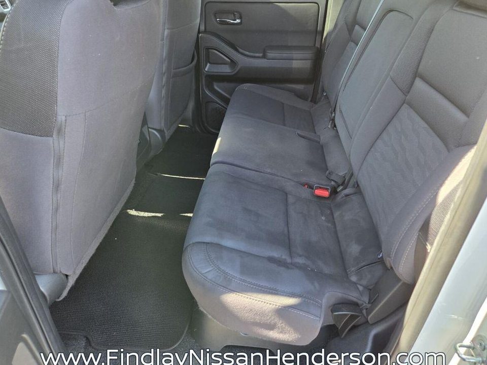2024 Nissan Frontier Crew Cab SV 4x4